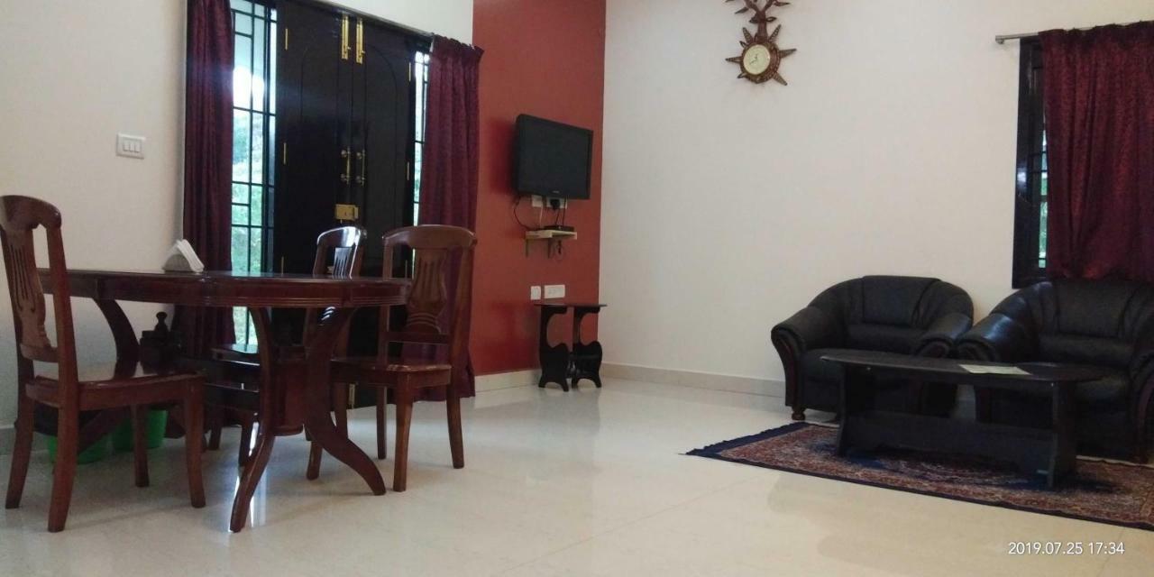 Adhithya Holidays Кодайканал Экстерьер фото
