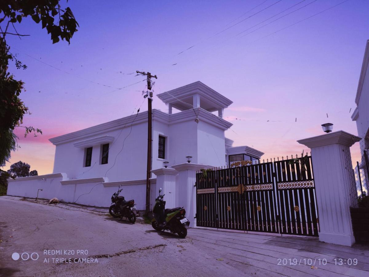 Adhithya Holidays Кодайканал Экстерьер фото